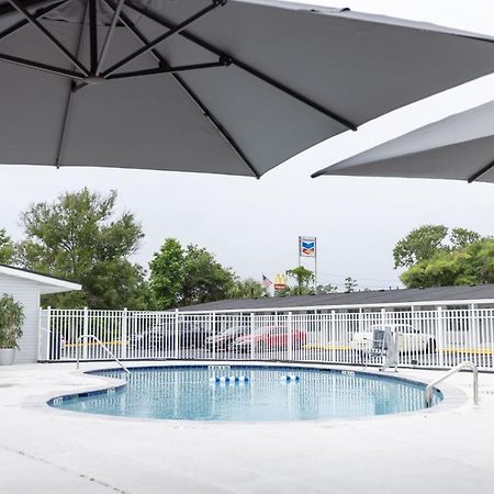 Golden Isles Inn & Suites Brunswick Dış mekan fotoğraf