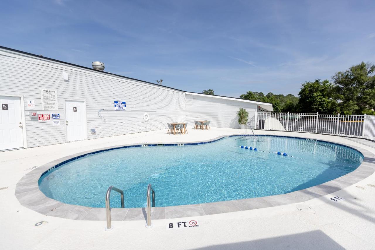 Golden Isles Inn & Suites Brunswick Dış mekan fotoğraf