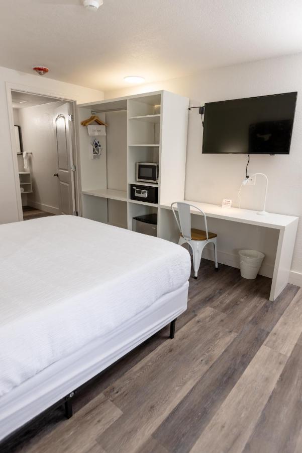 Golden Isles Inn & Suites Brunswick Dış mekan fotoğraf